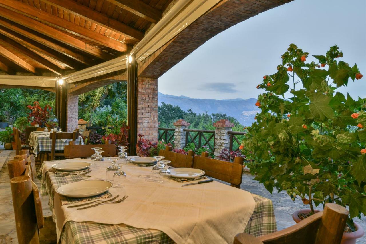 Agriturismo L'Antico Casolare Castelcivita Ngoại thất bức ảnh